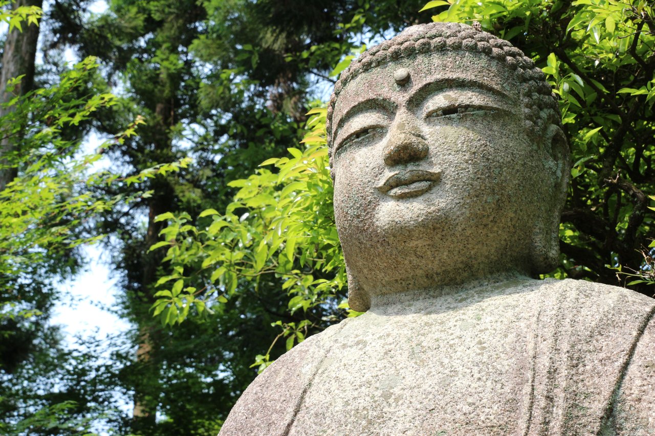 为何内观法门不要理「黑漆桶」而禅宗要打破它？
